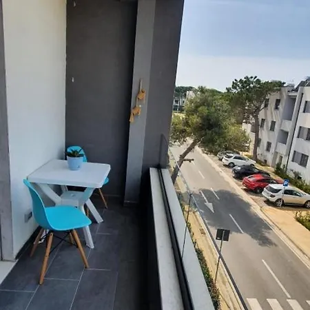 Apartment Vala Mar Hamallaj